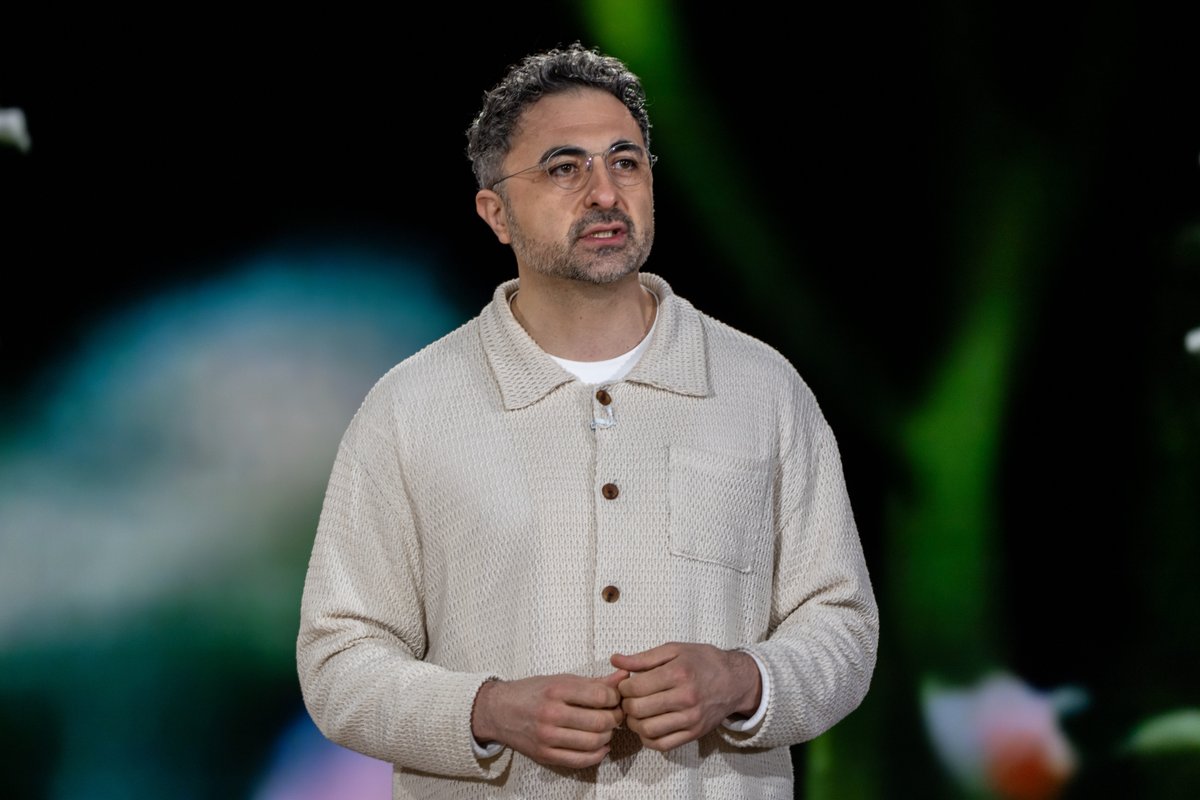 Microsoft'un AI CEO'su: Vibe kodlama, yazılımların değiştirilmesini kolaylaştırıyor