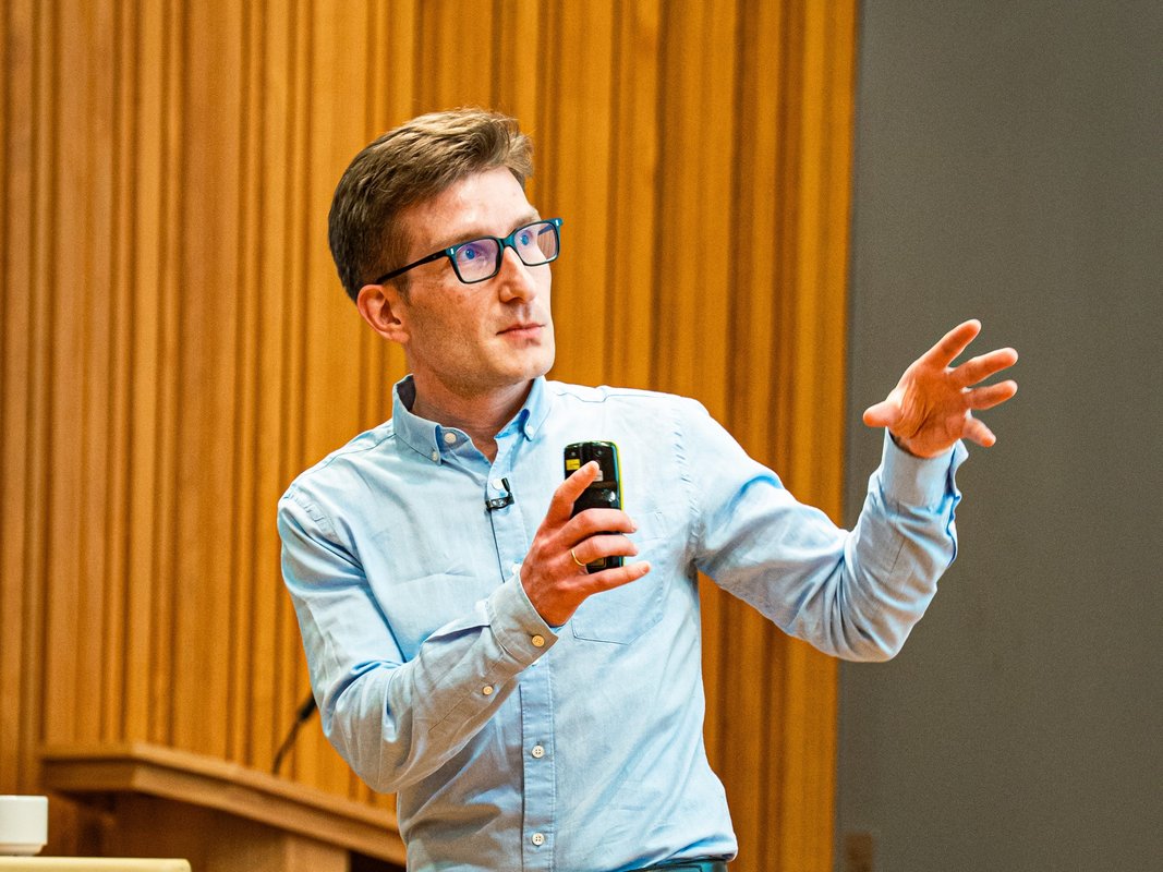This researcher has a new way to measure AI performance. It's BS, literally.