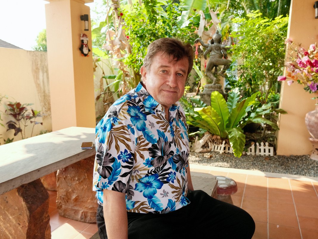 He moved to Thailand to look after his mom —: and ended up starting a care facility in Chiang Mai