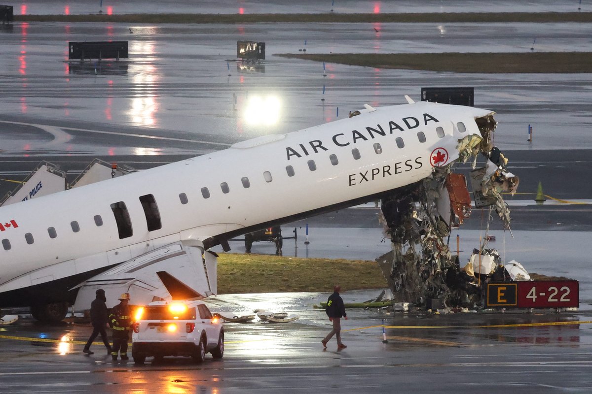 'Stop, stop, stop': Audio captures final moments before plane-truck collision at LaGuardia