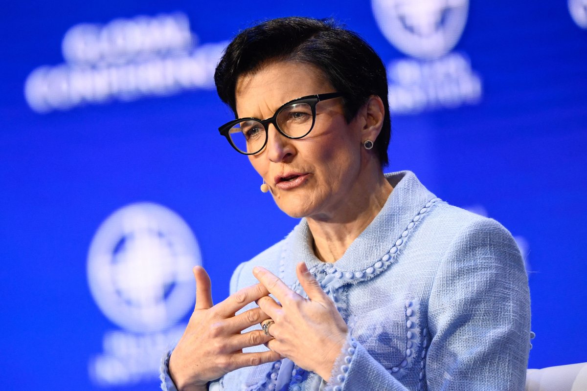 Citi CEO'su Jane Fraser, çalışanlara gönderdiği notta eski: alışkanlıkların sona erdiğini ve performansın öne çıktığını vurguladı.