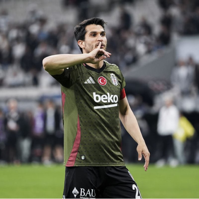 Necip Uysal, aldığı kararı kamuoyuna duyurdu!
