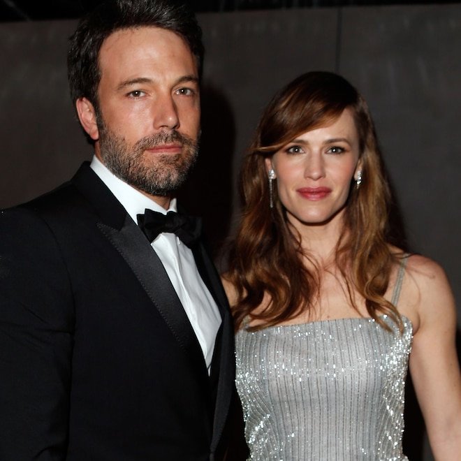 Jennifer Garner Details Her: 3 Kids’ "Ludicrous" Paparazzi Encounters