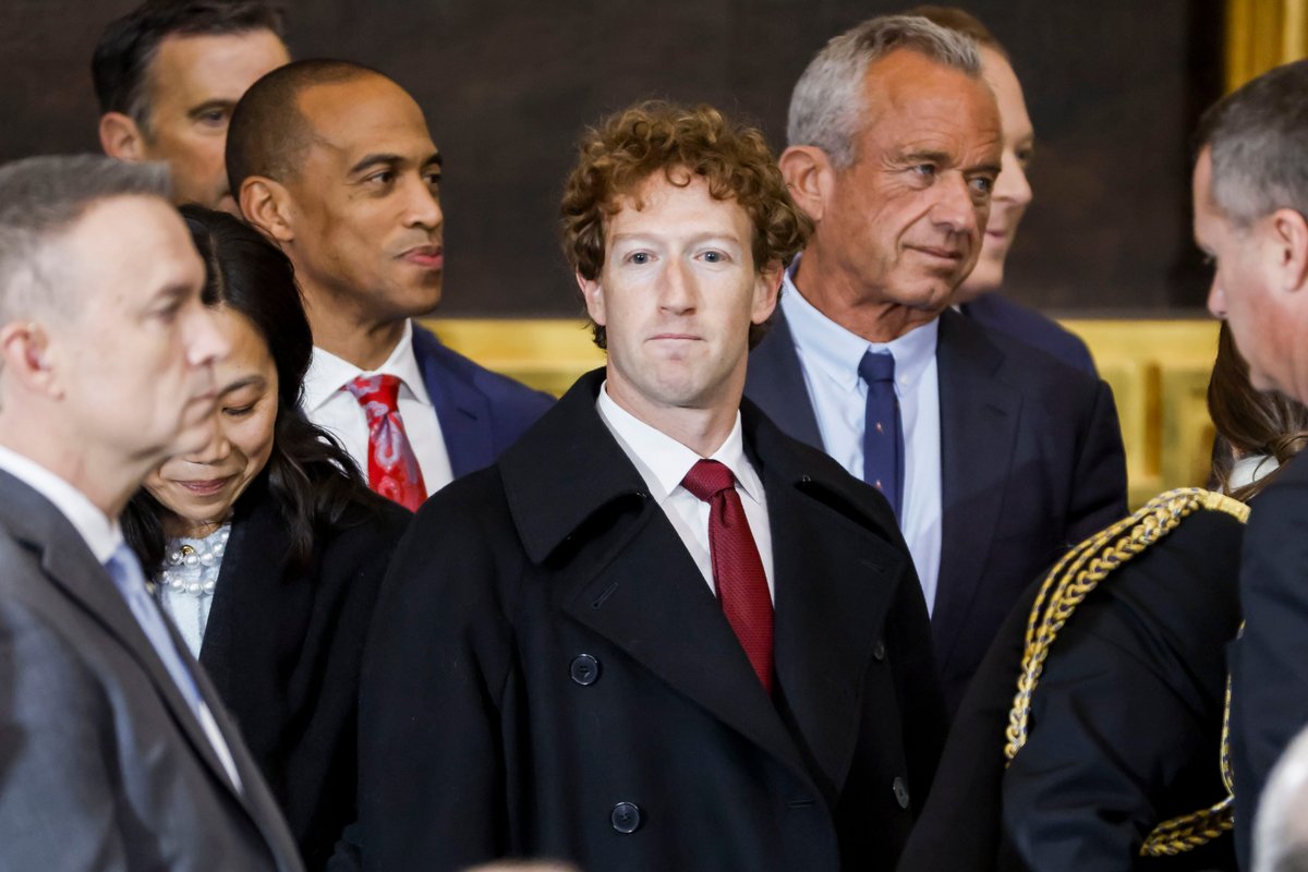 Mark Zuckerberg is reportedly the latest billionaire to buy a home in South Florida. Here's a look at his properties across the US, from a Hawaiian doomsday bunker to Lake Tahoe estates.