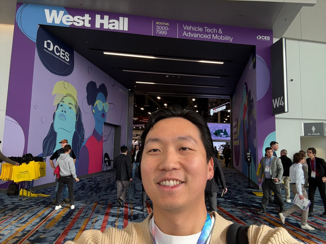 CES'e gidip robotaksileri inceledim, bir firmanın önde olduğunu düşündüm.
