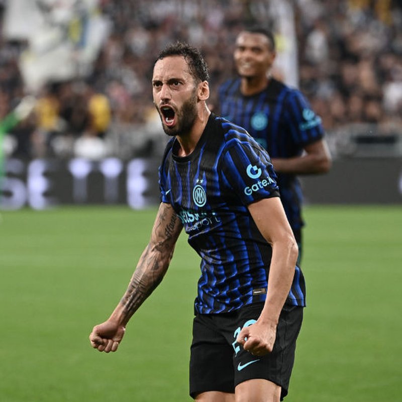 Hakan Çalhanoğlu hakkında dikkat çeken açıklama: Bonservisi açıklandı!