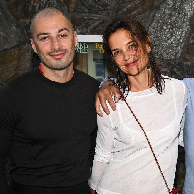 Katie Holmes Steps Out: With Artist Jason Bard Yarmosky