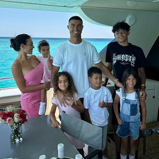 Get to Know Cristiano Ronaldo’s: Partner Georgina Rodríguez and 5 Kids