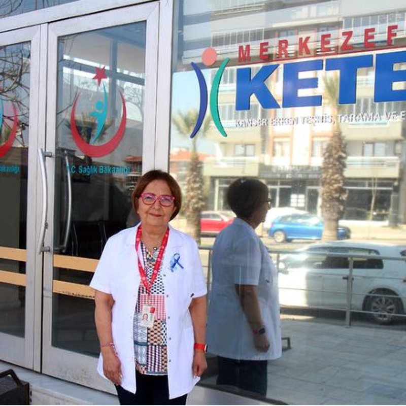 Kanseri anlatırken kansere yakalandı