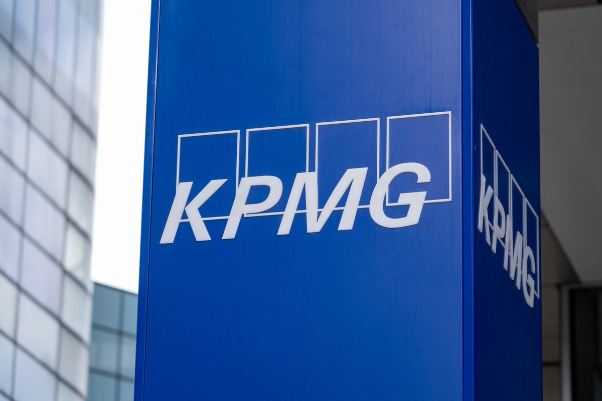 KPMG has a new way of pushing staff to: make breakthroughs using AI — handing out cash prizes
