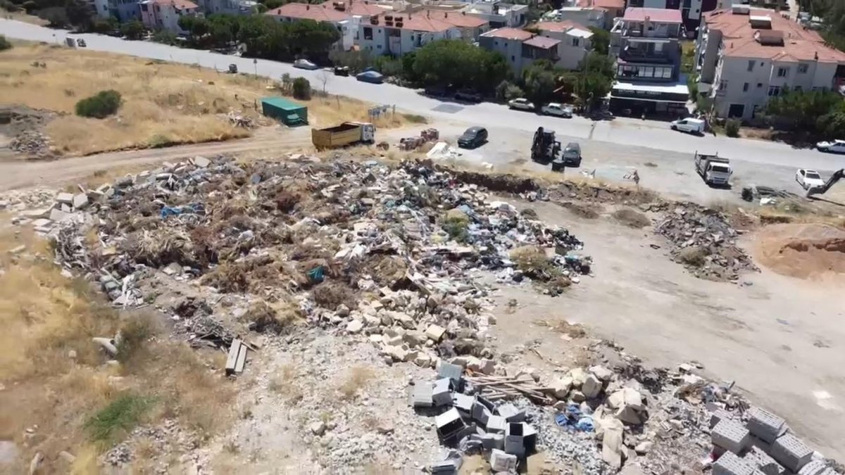 Atıkları usulsüz depolayan Buca ve Foça belediyelerine 9,4 milyon lira ceza