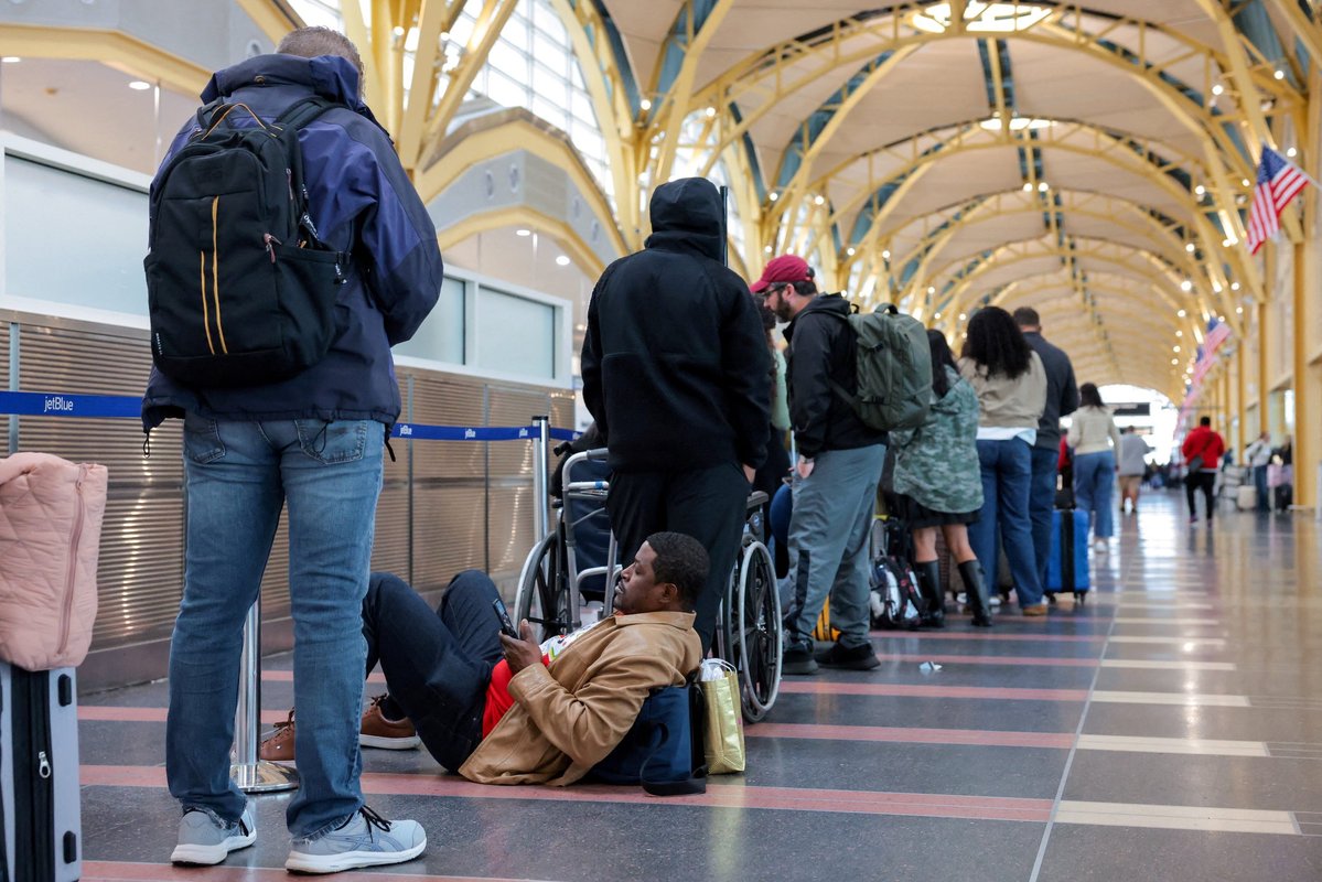 Where TSA wait times are the longest, and how to check if your airport is impacted