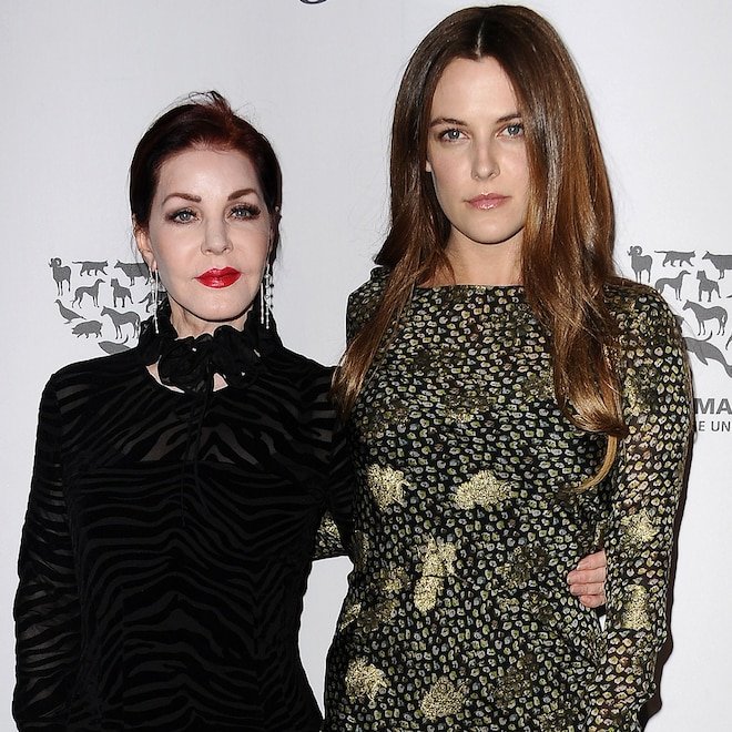 Priscilla Presley, Aile Fotoğrafında Riley Keough ile Olan Bağını Ön Plana Çıkardı