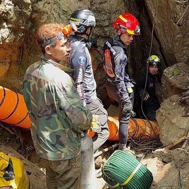 How Divers Found 5 Men Trapped in Flooded Laos Cave for a Week