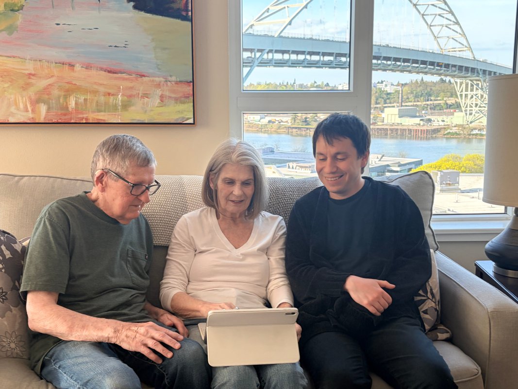 I quit my software engineering job to help seniors with tech. I assist them with things like recovering photos and bank accounts.